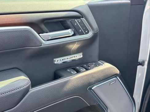 New 2026 GMC Sierra 1500 Denali AWD/4WD image 23