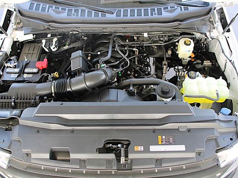 Used 2024 Ford F250 XL image 38