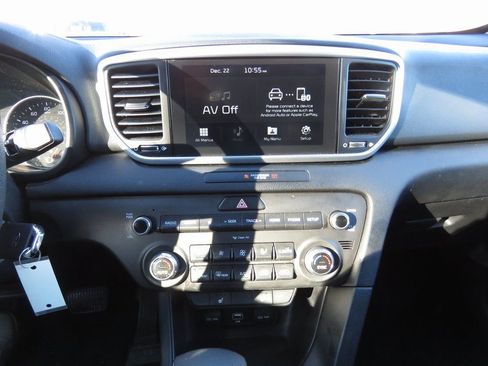 Used 2021 Kia Sportage LX w/ LX AWD Popular Package image 25