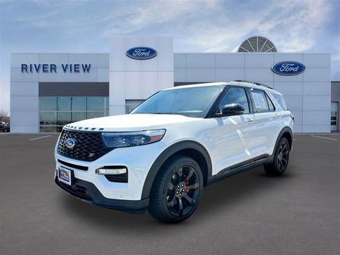Certified 2023 Ford Explorer ST w/ Equipment Group 401A AWD/4WD image 3