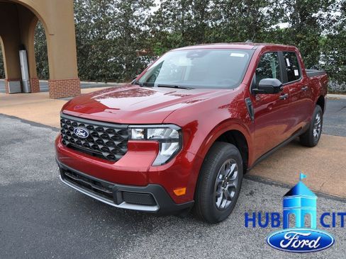 New 2026 Ford Maverick XLT w/ XLT Luxury Package FWD image 1