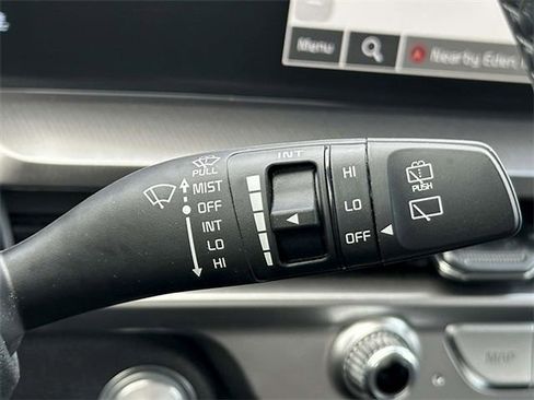Used 2025 Kia Telluride S FWD image 19