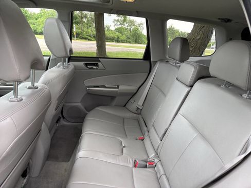 Used 2010 Subaru Forester 2.5X Limited AWD/4WD image 25