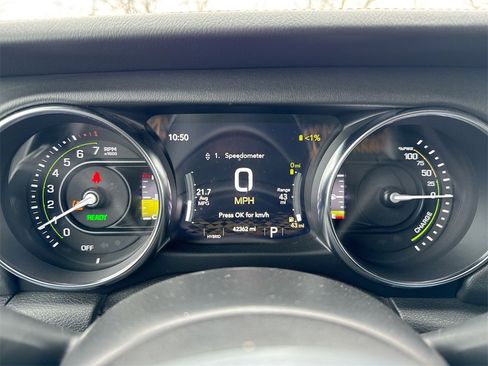 Used 2021 Jeep Wrangler Unlimited Sahara image 12