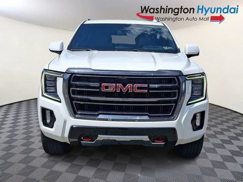 Used 2022 GMC Yukon XL AT4 w/ Technology Package AWD/4WD image 2