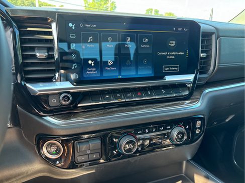 Certified 2024 Chevrolet Silverado 1500 RST w/ Convenience Package II AWD/4WD image 11