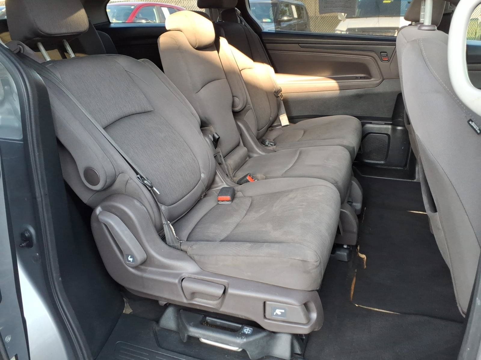 Used 2022 Honda Odyssey EX image 24