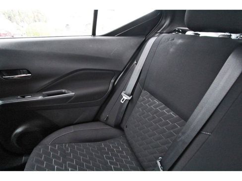Used 2024 Nissan Kicks SV FWD image 11