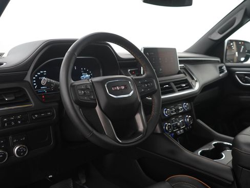 Used 2023 GMC Yukon XL AT4 w/ AT4 Premium Package AWD/4WD image 27