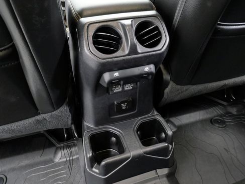 Used 2022 Jeep Gladiator Overland AWD/4WD image 20
