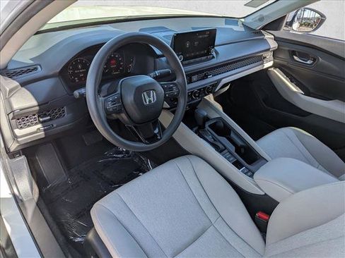 Used 2024 Honda Accord EX image 9