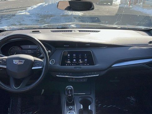 Used 2023 Cadillac XT4 Luxury w/ Cold Weather Package image 34