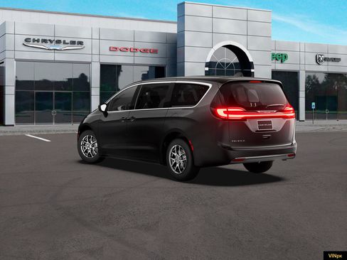 New 2027 Chrysler Pacifica Select FWD image 4