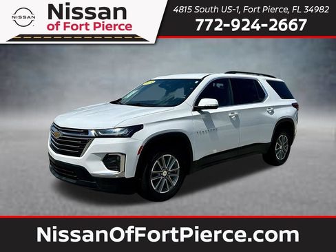 Used 2023 Chevrolet Traverse LT FWD image 1