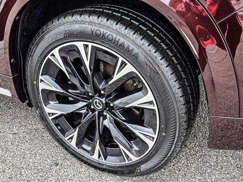 Used 2024 MAZDA CX-90 3.3 Turbo S w/ Premium Package image 13