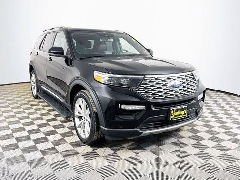 Certified 2023 Ford Explorer Platinum w/ Technology Package AWD/4WD image 1