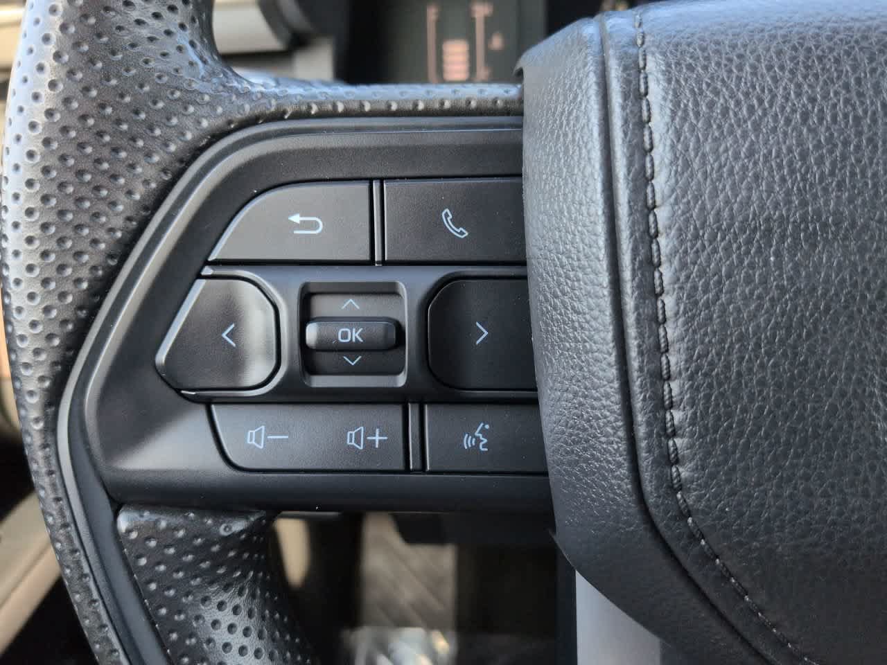 Certified 2024 Toyota Tacoma SR5 RWD image 22