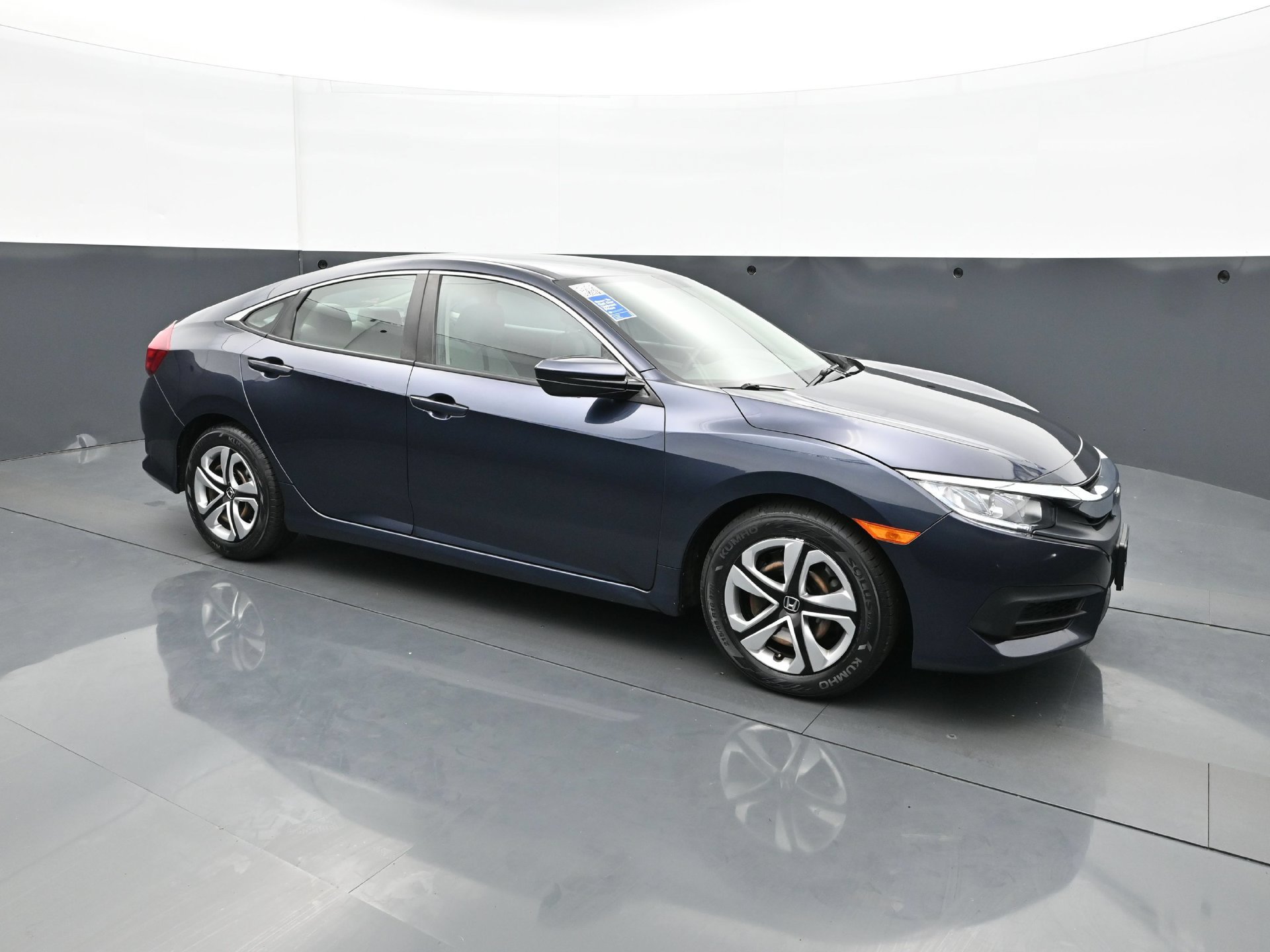 Used 2018 Honda Civic LX image 9