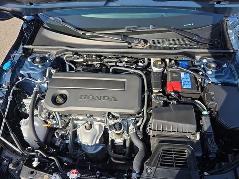 Used 2025 Honda Civic Sport image 29