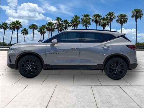 Used 2021 Chevrolet Blazer RS w/ Enhanced Convenience Package FWD image 4