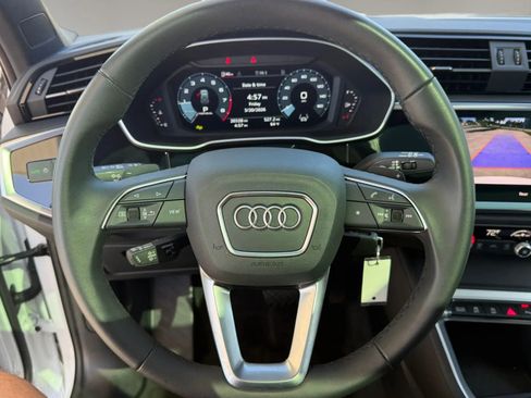 Used 2025 Audi Q3 2.0T Premium AWD/4WD image 13
