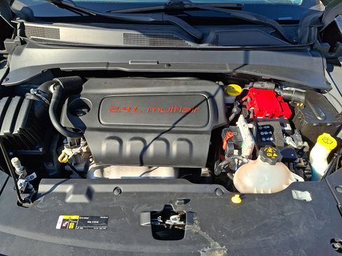 Used 2021 Jeep Compass Limited FWD image 28