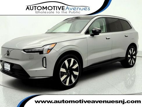 Used 2025 Volvo EX90 Ultra AWD/4WD image 1