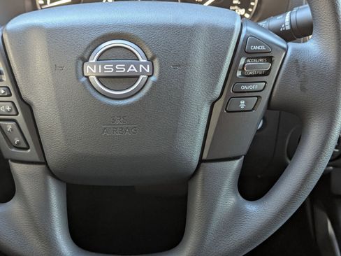 Used 2022 Nissan Frontier SV w/ Technology Package image 22