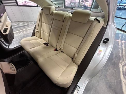 Used 2017 Lexus ES 350 image 7