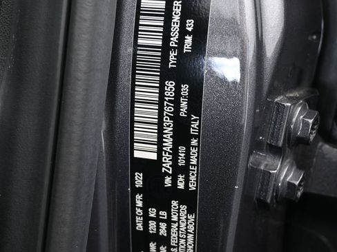 Used 2023 Alfa Romeo Giulia Sprint image 18