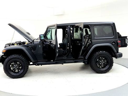 Used 2025 Jeep Wrangler Unlimited Sport AWD/4WD image 10