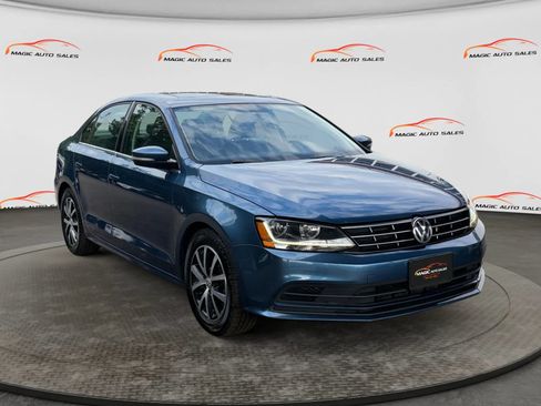 Used 2018 Volkswagen Jetta SE FWD image 5