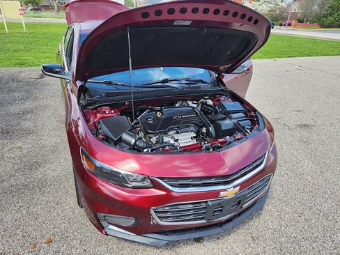 Used 2016 Chevrolet Malibu LT image 15