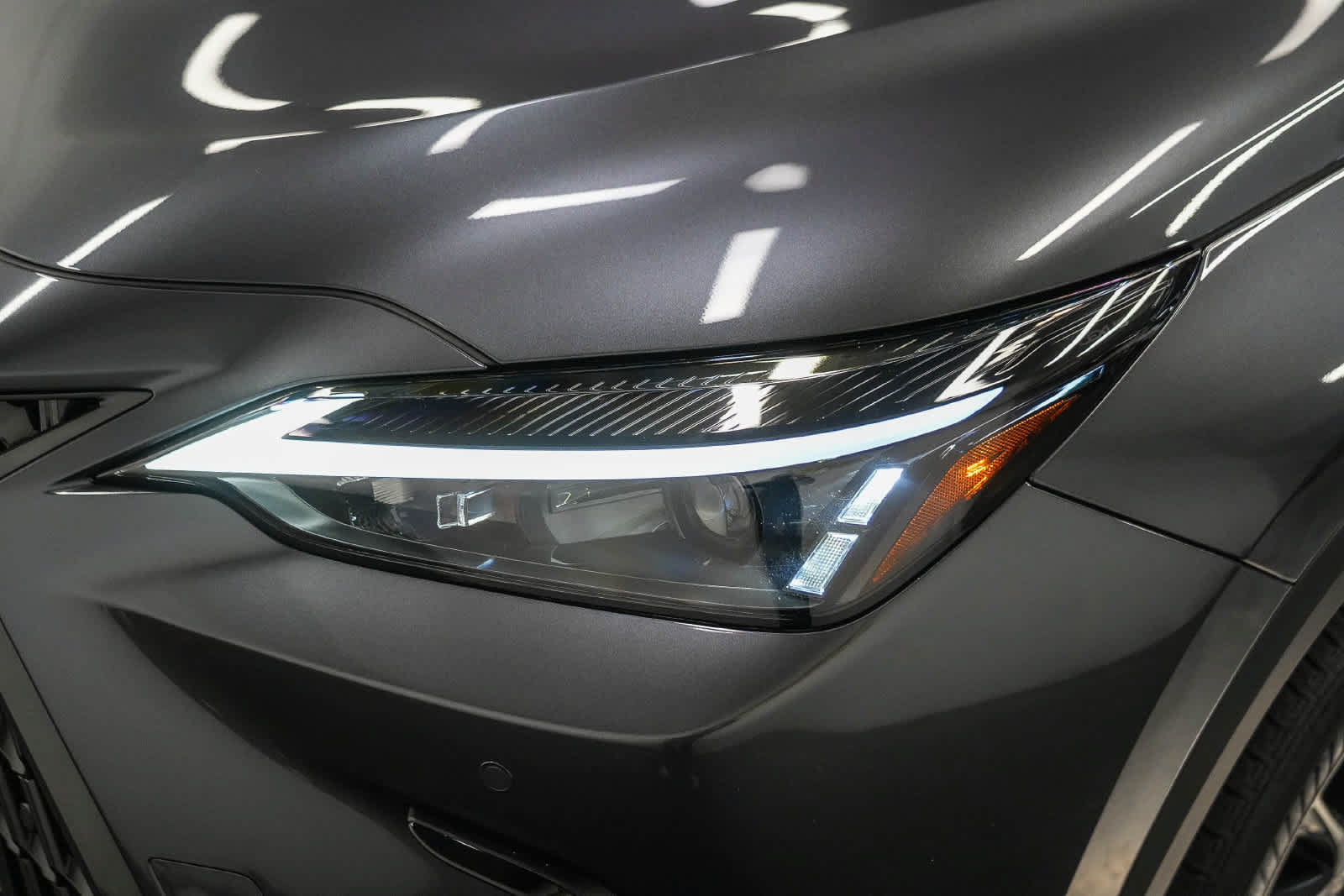 Used 2025 Lexus NX 250 FWD w/ Accessory Package (2T) image 10