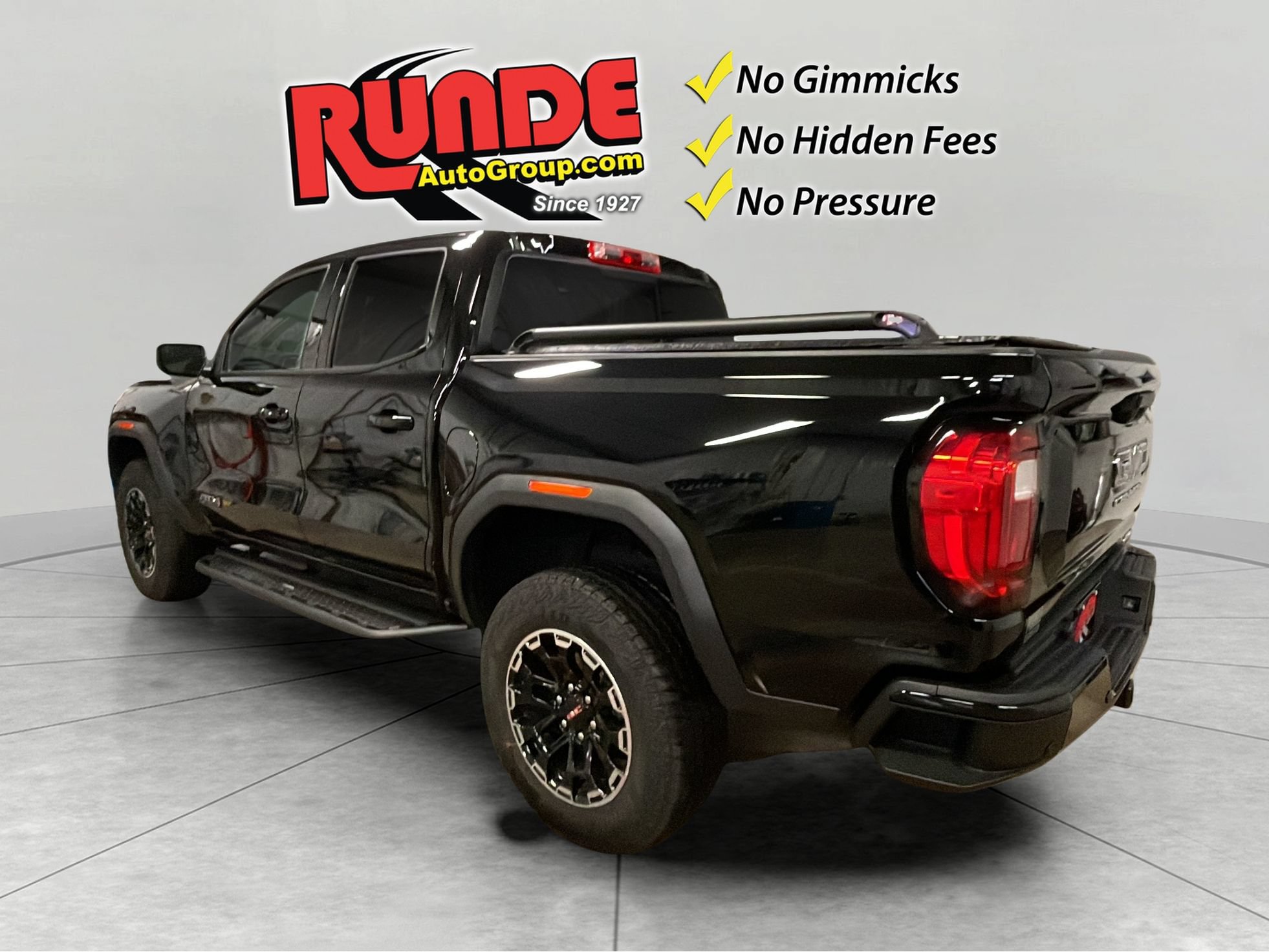 Used 2026 GMC Canyon AT4 w/ AT4 Premium Package AWD/4WD image 4
