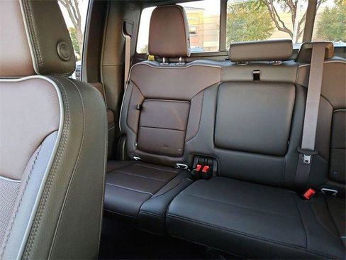 New 2026 GMC Sierra 2500 Denali w/ Denali Reserve Package image 8