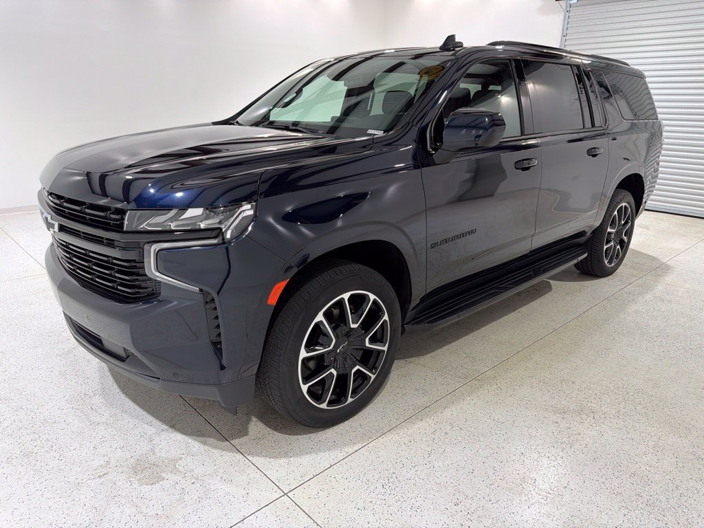 Used 2023 Chevrolet Suburban RST RWD image 1