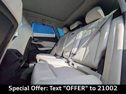 New 2025 Audi Q5 Prestige image 15