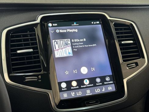 Certified 2023 Volvo XC90 B5 Plus AWD/4WD image 18