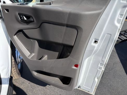 Used 2021 Ford Transit 350 Low Roof AWD image 12