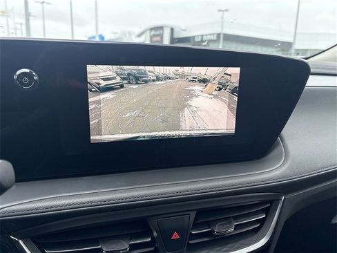 Certified 2024 Buick Encore GX Avenir image 14