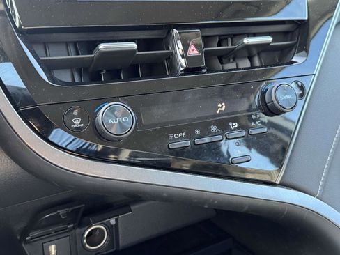 Certified 2024 Toyota Camry SE w/ Cold Weather Package FWD image 28