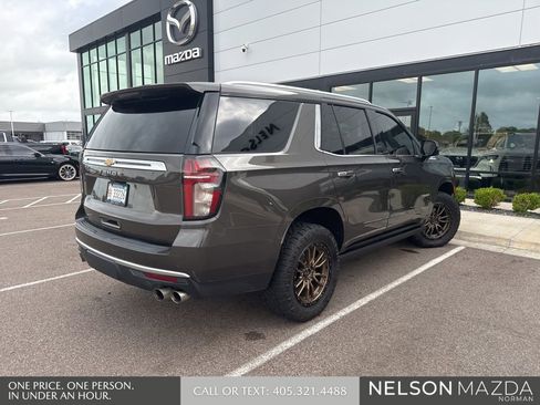 Used 2021 Chevrolet Tahoe High Country w/ Premium Package image 8