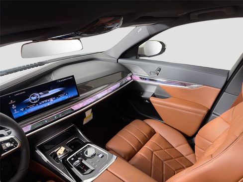 New 2026 BMW 740i w/ Executive Package RWD image 21