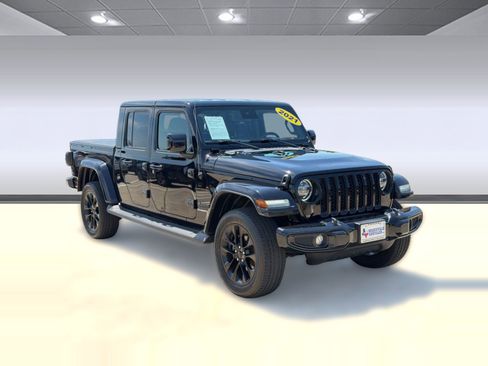 Used 2021 Jeep Gladiator Overland AWD/4WD image 7