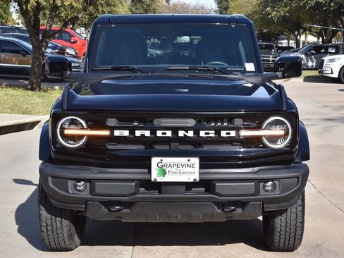 Certified 2025 Ford Bronco Outer Banks image 3