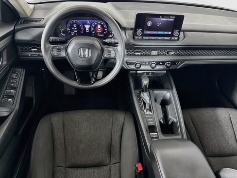 Certified 2025 Honda Accord SE image 26