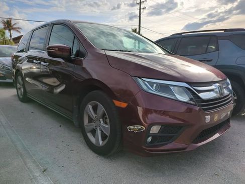 Used 2018 Honda Odyssey EX image 2