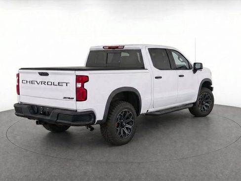 Used 2024 Chevrolet Silverado 1500 ZR2 w/ Technology Package AWD/4WD image 3