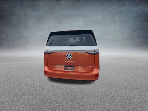 New 2025 Volkswagen ID. Buzz Pro S Plus image 18